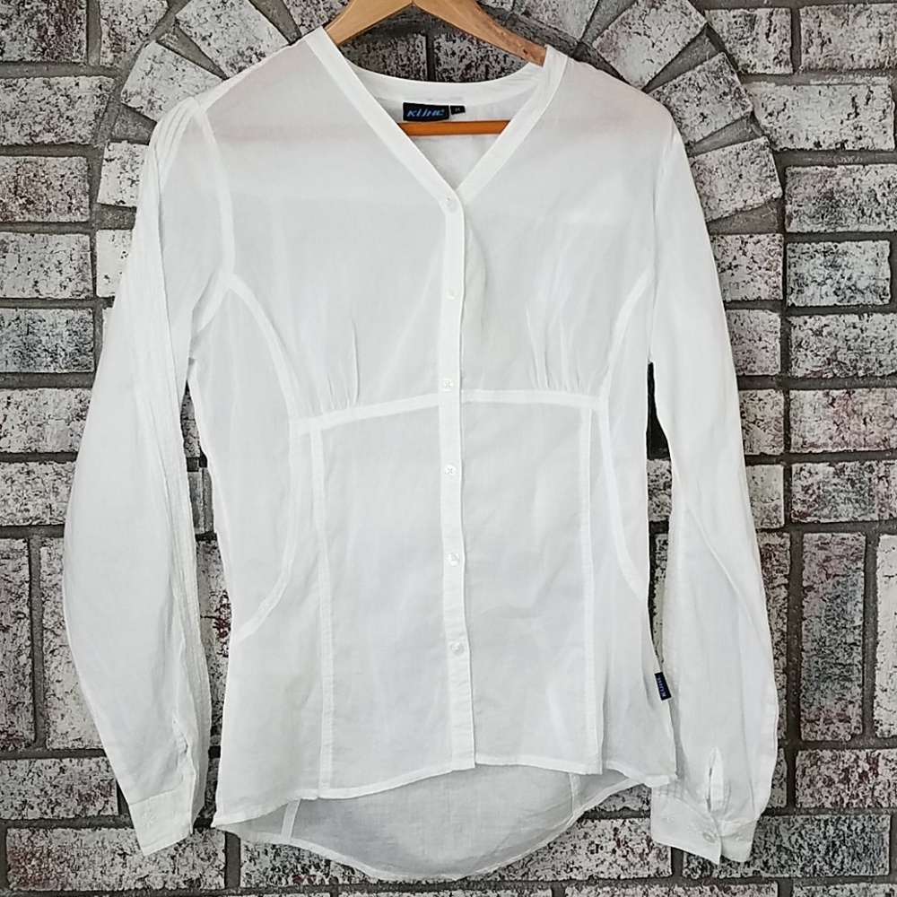 Kuhl white fitted button down size medium